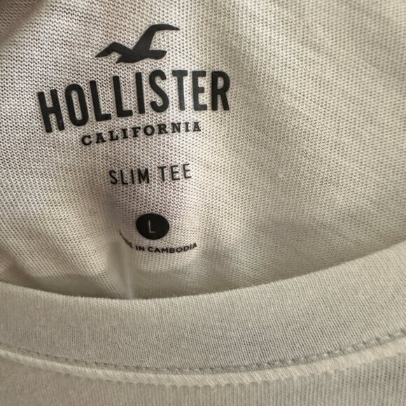 Hollister White T-Shirt ‎ Size Large - Picture 3 of 6